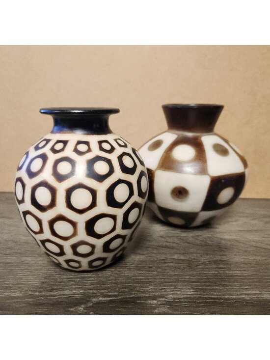 Other - Vintage Peru Chulucanas Handmade Abstract Pottery Vases Signed Valeriano Paz (2)